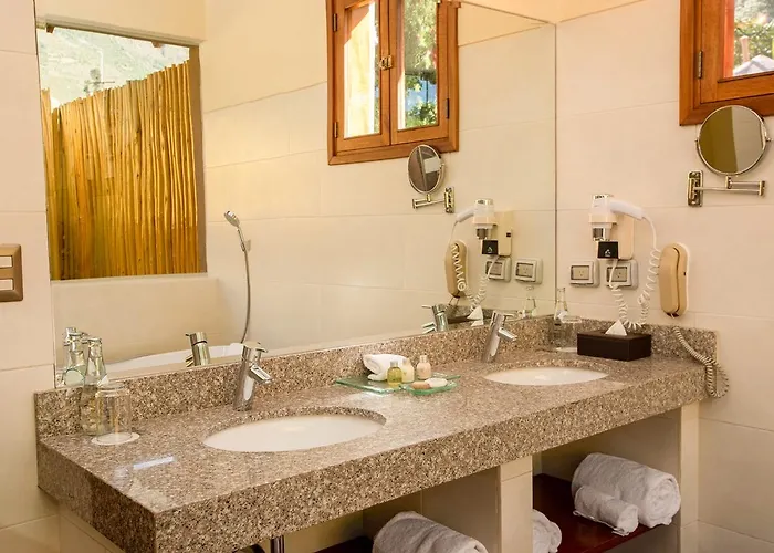 Casa Andina Premium Valle Sagrado & 5* Urubamba